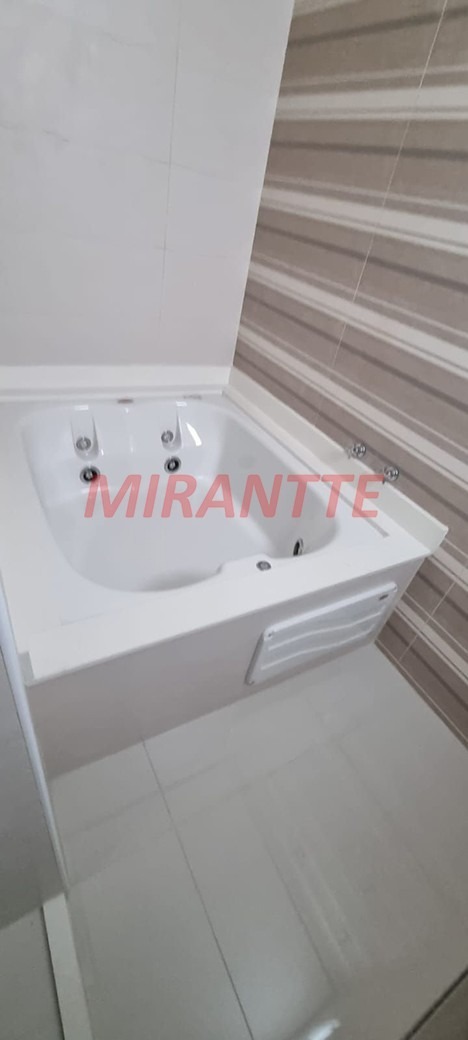 Cobertura de 340m² com 4 quartos em Santa Teresinha