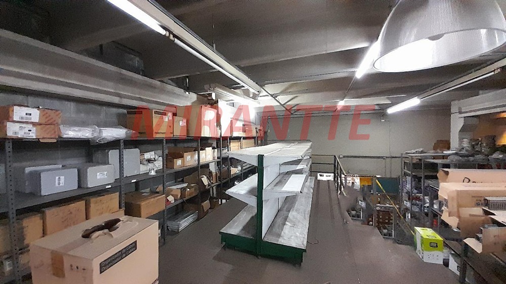 Galpao de 360m² em Santana