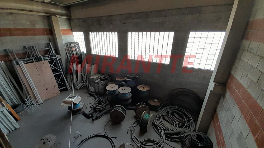 Galpao de 360m² em Santana