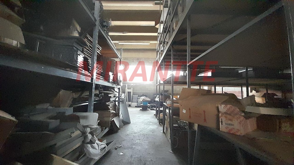 Galpao de 360m² em Santana