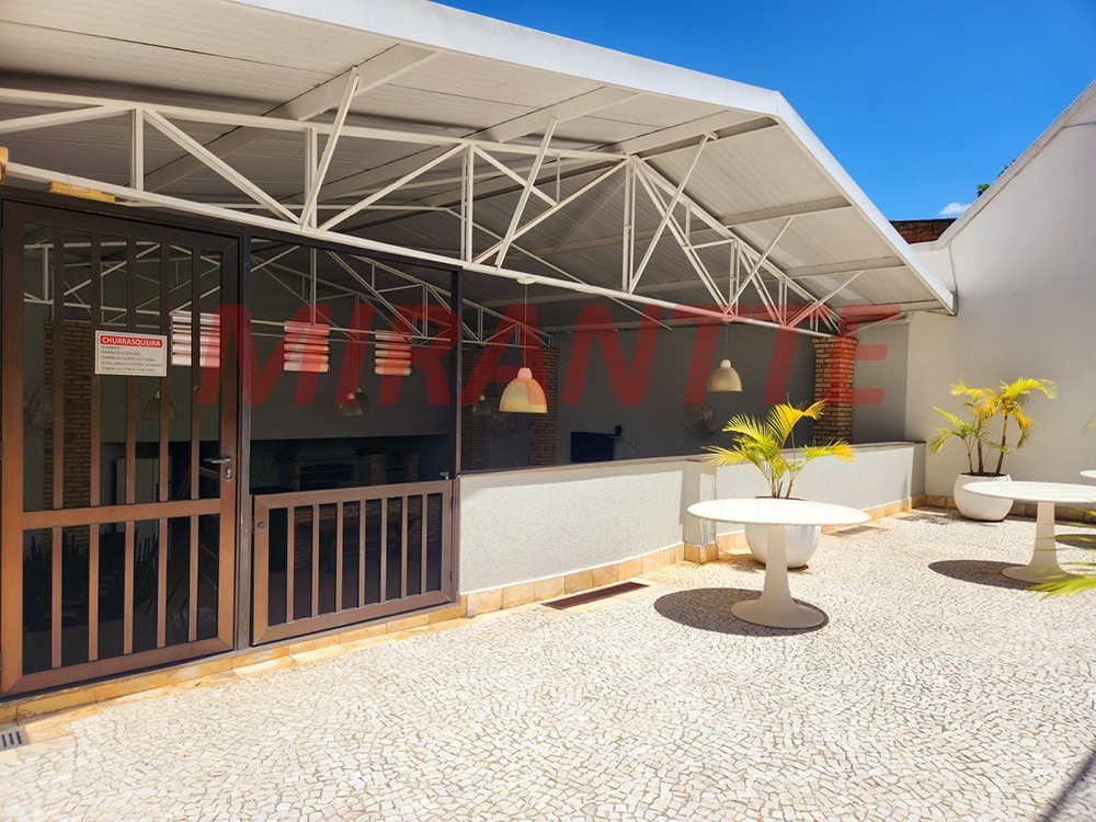 Apartamento de 160m² com 3 quartos em Água  Fria