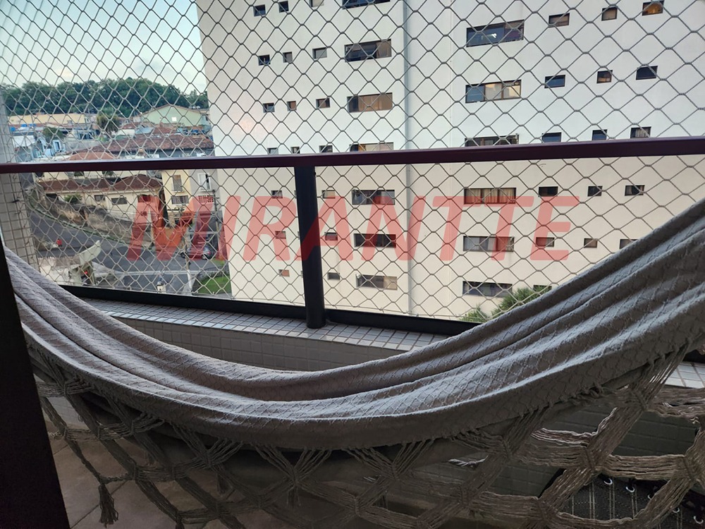 Apartamento de 160m² com 3 quartos em Água  Fria