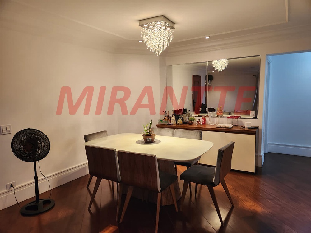 Apartamento de 160m² com 3 quartos em Água  Fria