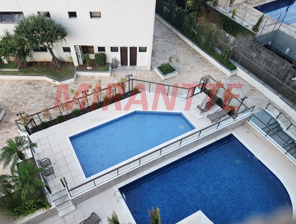 Apartamento de 160m² com 3 quartos em Água  Fria