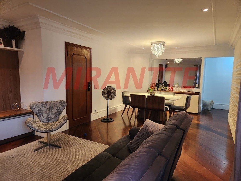 Apartamento de 160m² com 3 quartos em Água  Fria