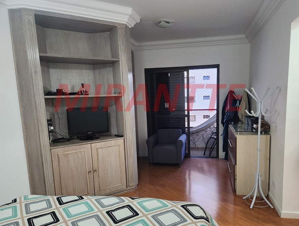 Apartamento de 160m² com 3 quartos em Água  Fria