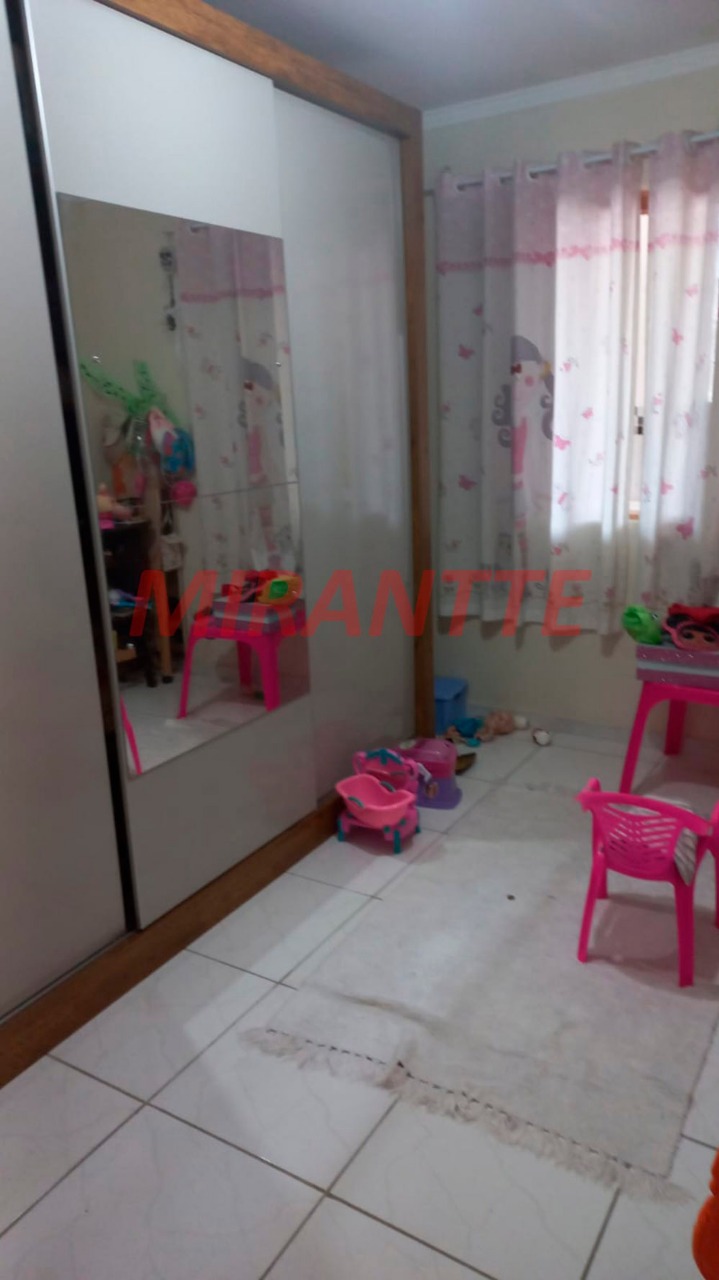 Casa terrea de 98m² com 2 quartos em Jardim Neila