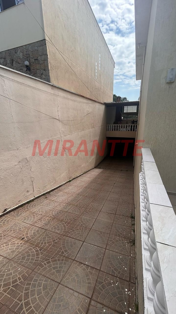 Sobrado de 200m² com 3 quartos em Vila Penteado