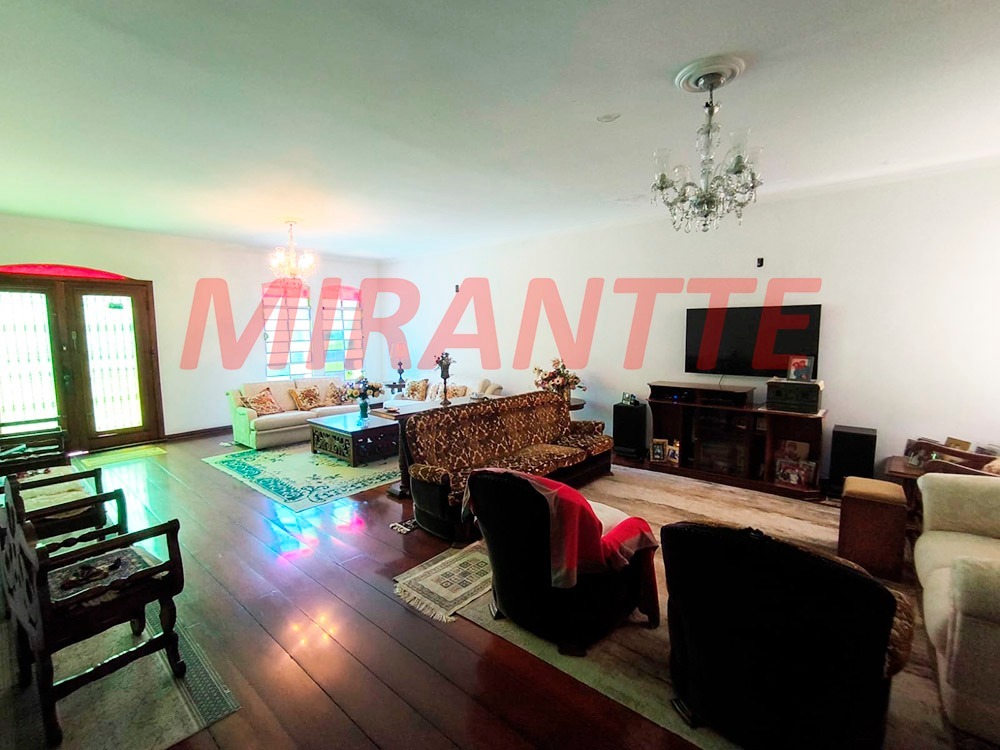 Casa terrea de 415m² com 4 quartos em Vila Mazzei