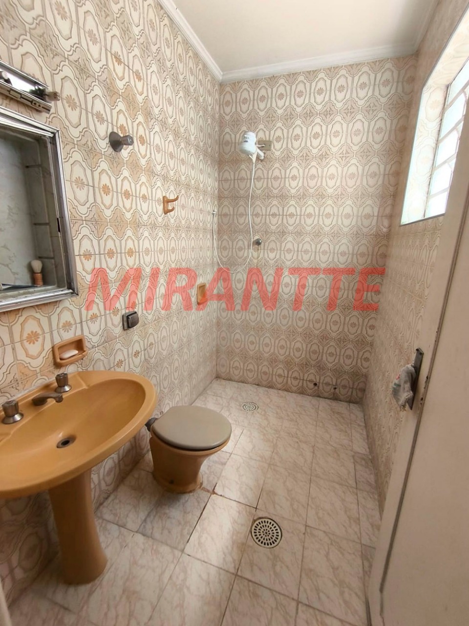 Casa terrea de 415m² com 4 quartos em Vila Mazzei