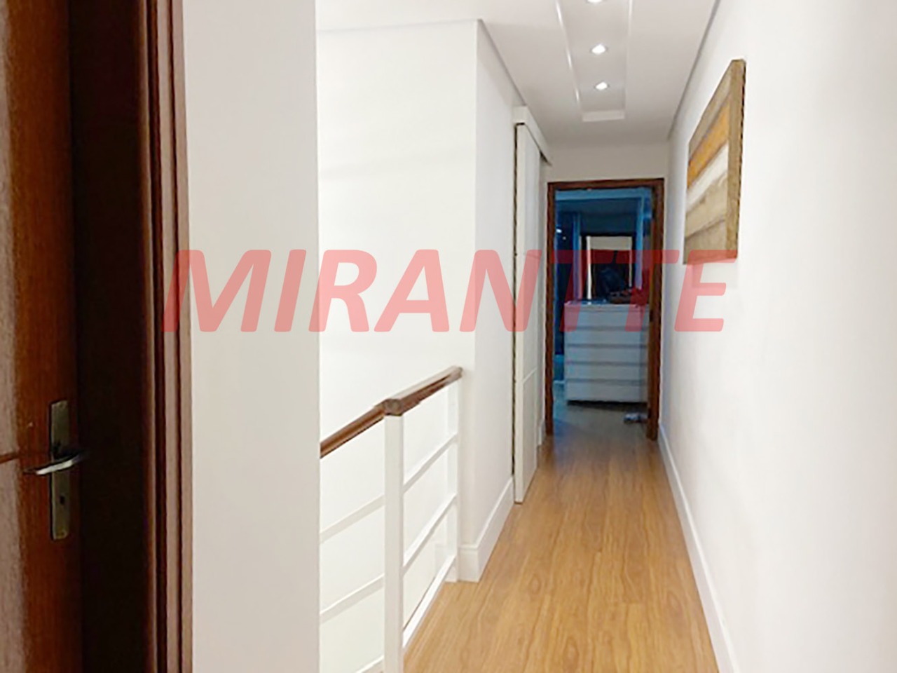 Sobrado de 200m² com 3 quartos em Vila Baruel
