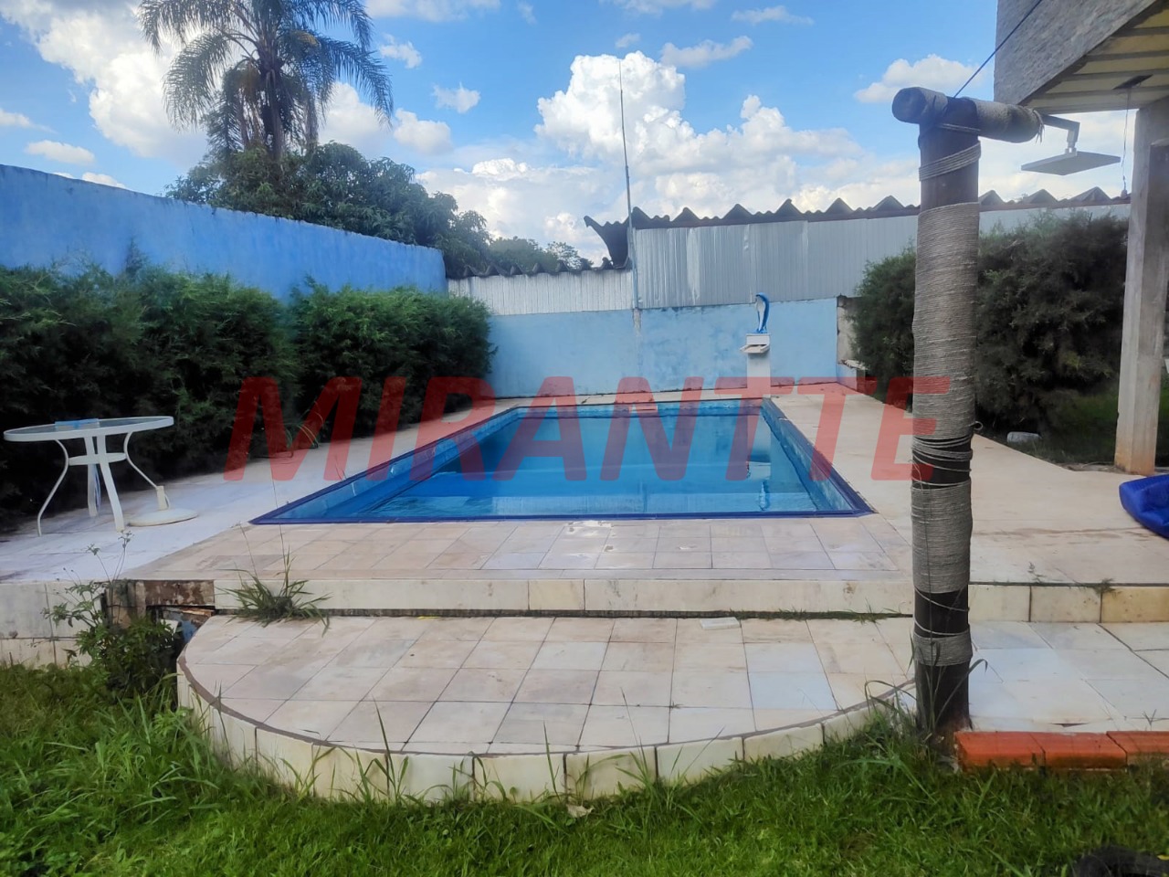 Sobrado de 500m² com 4 quartos em Caraguata