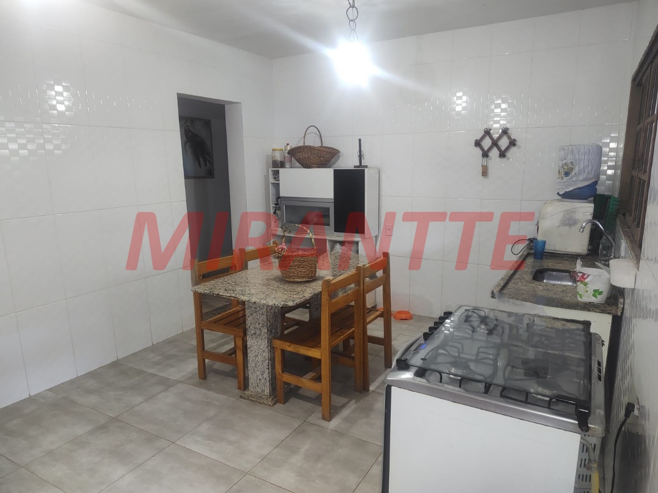 Sobrado de 500m² com 4 quartos em Caraguata