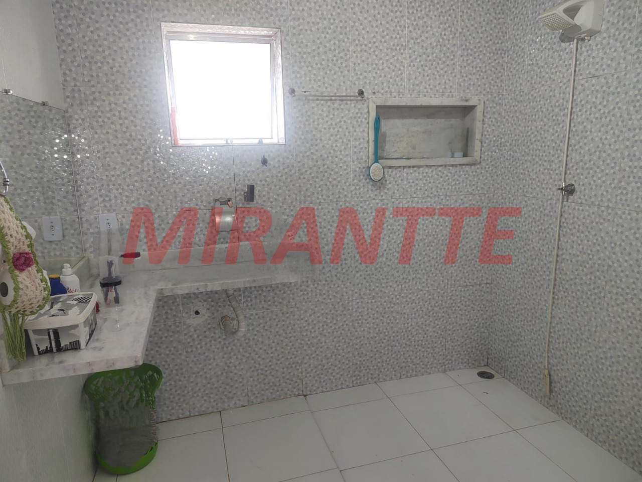 Sobrado de 500m² com 4 quartos em Caraguata