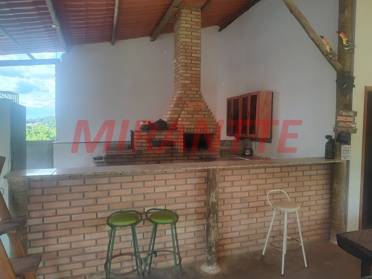 Sobrado de 500m² com 4 quartos em Caraguata