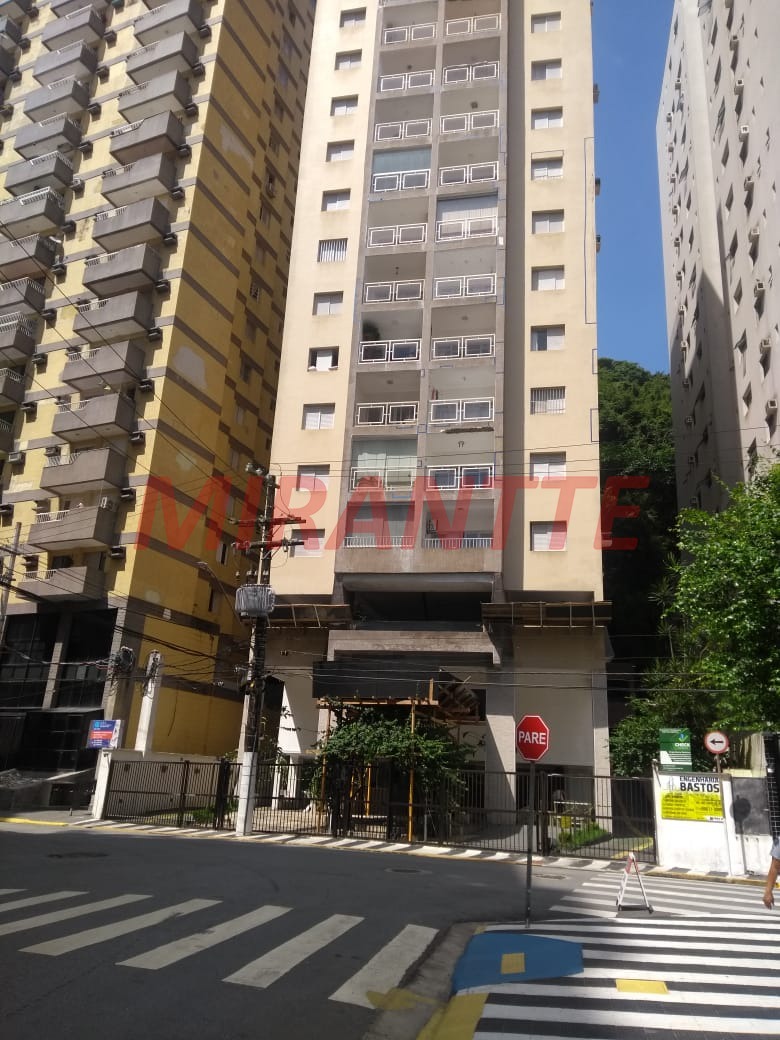 Apartamento de 84m² com 3 quartos em Pitangueiras