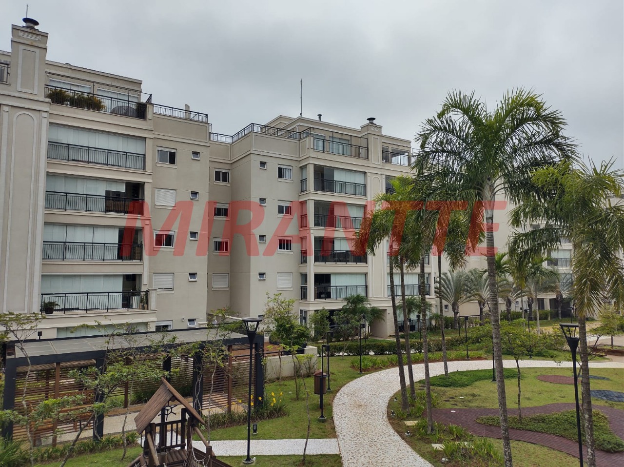 Apartamento de 131m² com 4 quartos em Vila Irmaos Arnoni