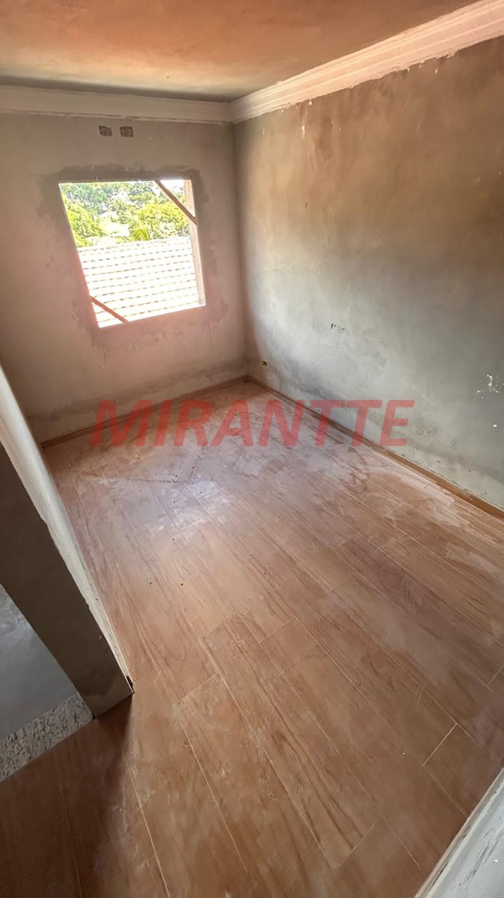 Sobrado de 200m² com 3 quartos em Vila Pedra Branca