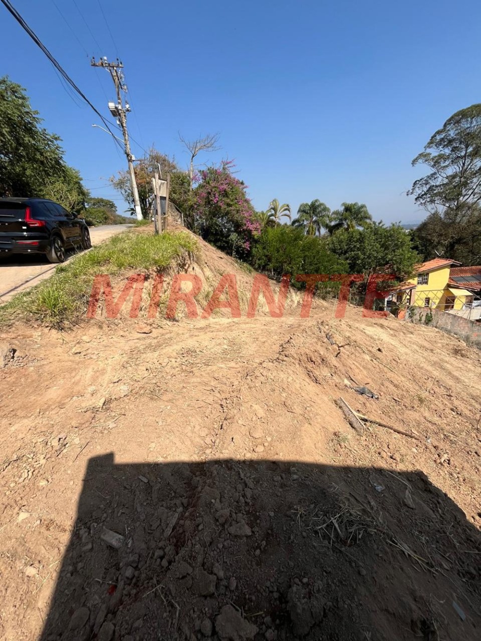Terreno de 0m² em Alpes de Caieiras