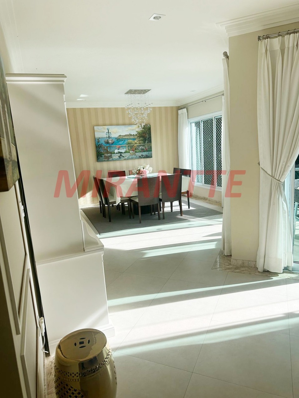 Sobrado de 600m² com 3 quartos em Roseira