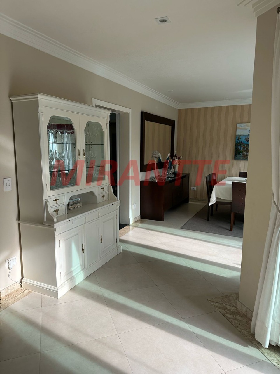 Sobrado de 600m² com 3 quartos em Roseira