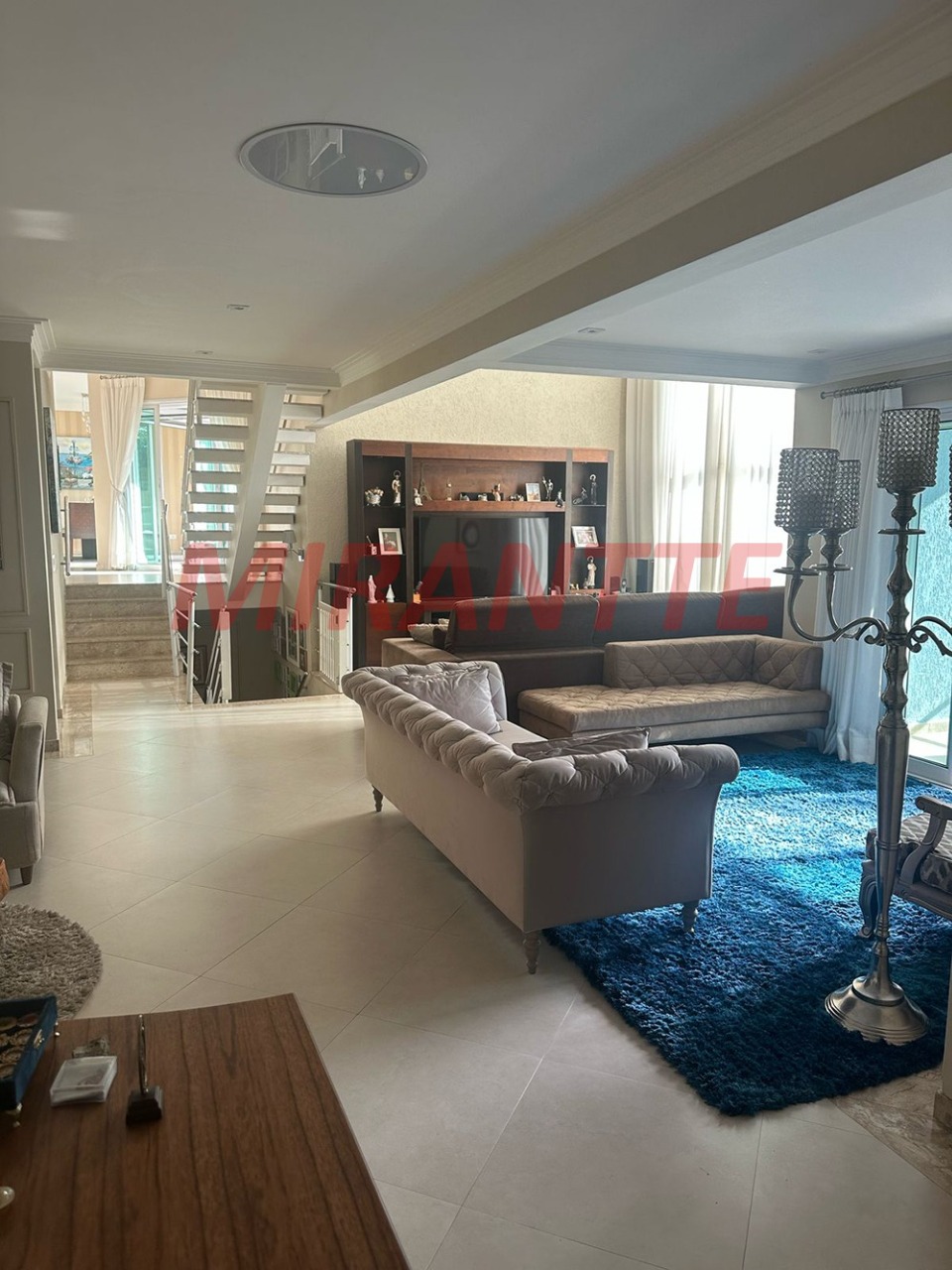 Sobrado de 600m² com 3 quartos em Roseira