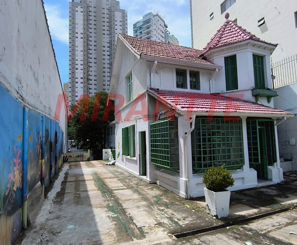 Comercial de 510m² em Santana