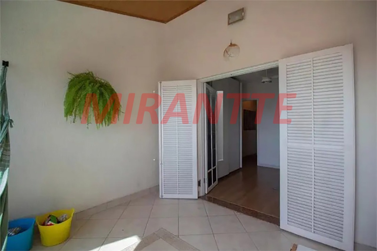 Casa terrea de 150m² com 2 quartos em Vila Pereira Barreto