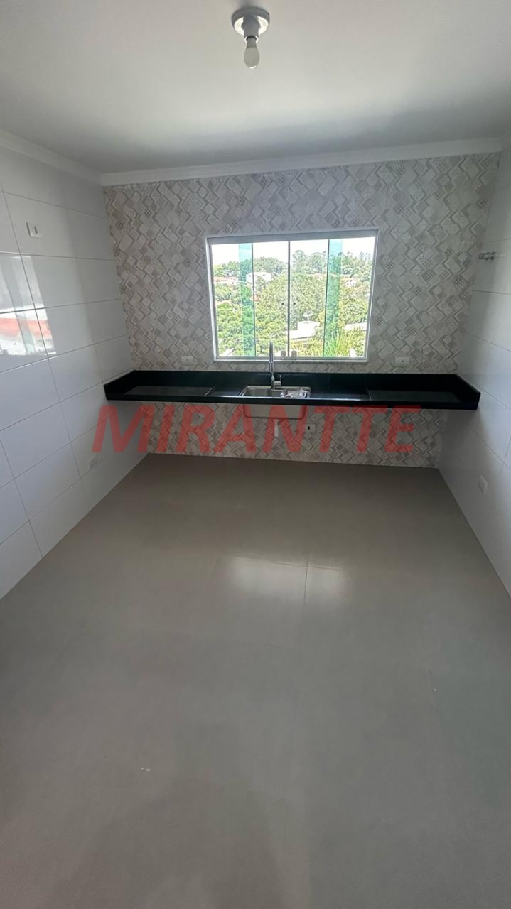 Sobrado de 177m² com 3 quartos em Vila Pedra Branca