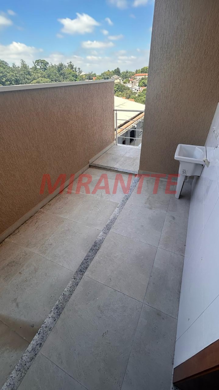 Sobrado de 177m² com 3 quartos em Vila Pedra Branca
