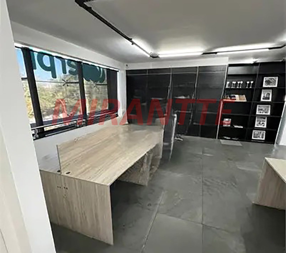 Comercial de 1133.8m² em Santana