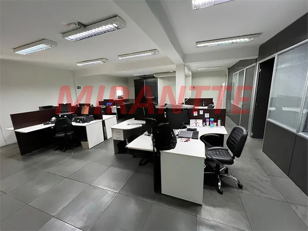 Comercial de 1133.8m² em Santana