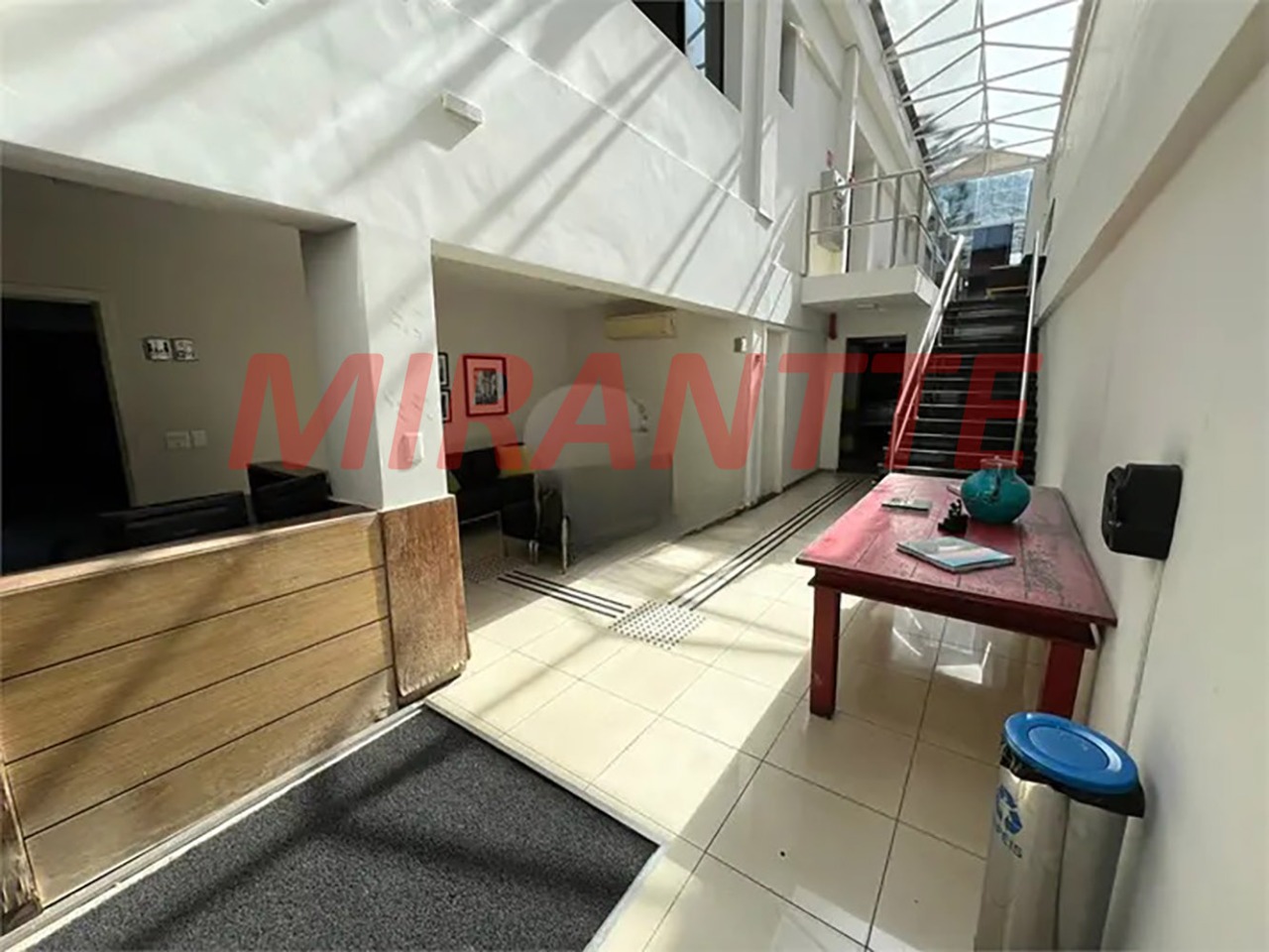 Comercial de 1133.8m² em Santana
