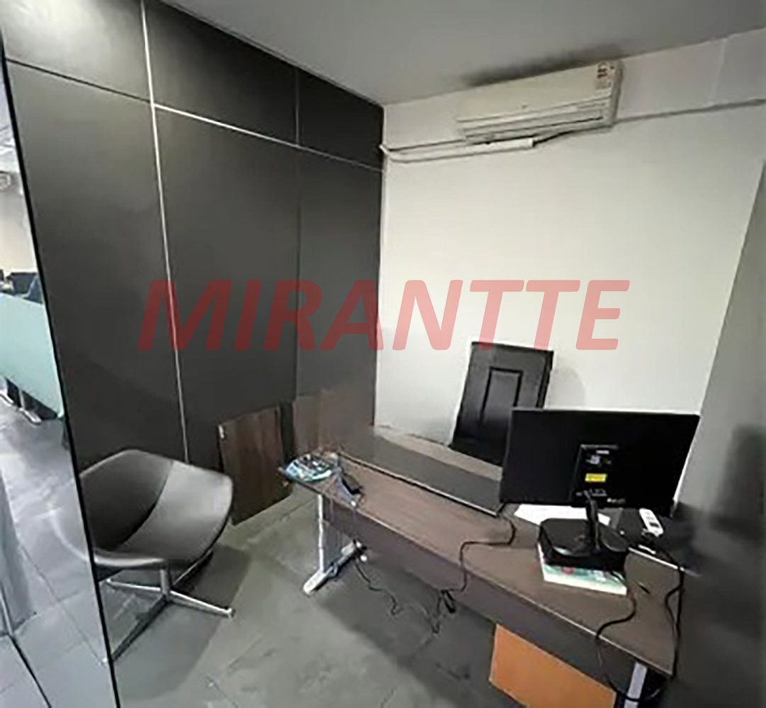 Comercial de 1133.8m² em Santana