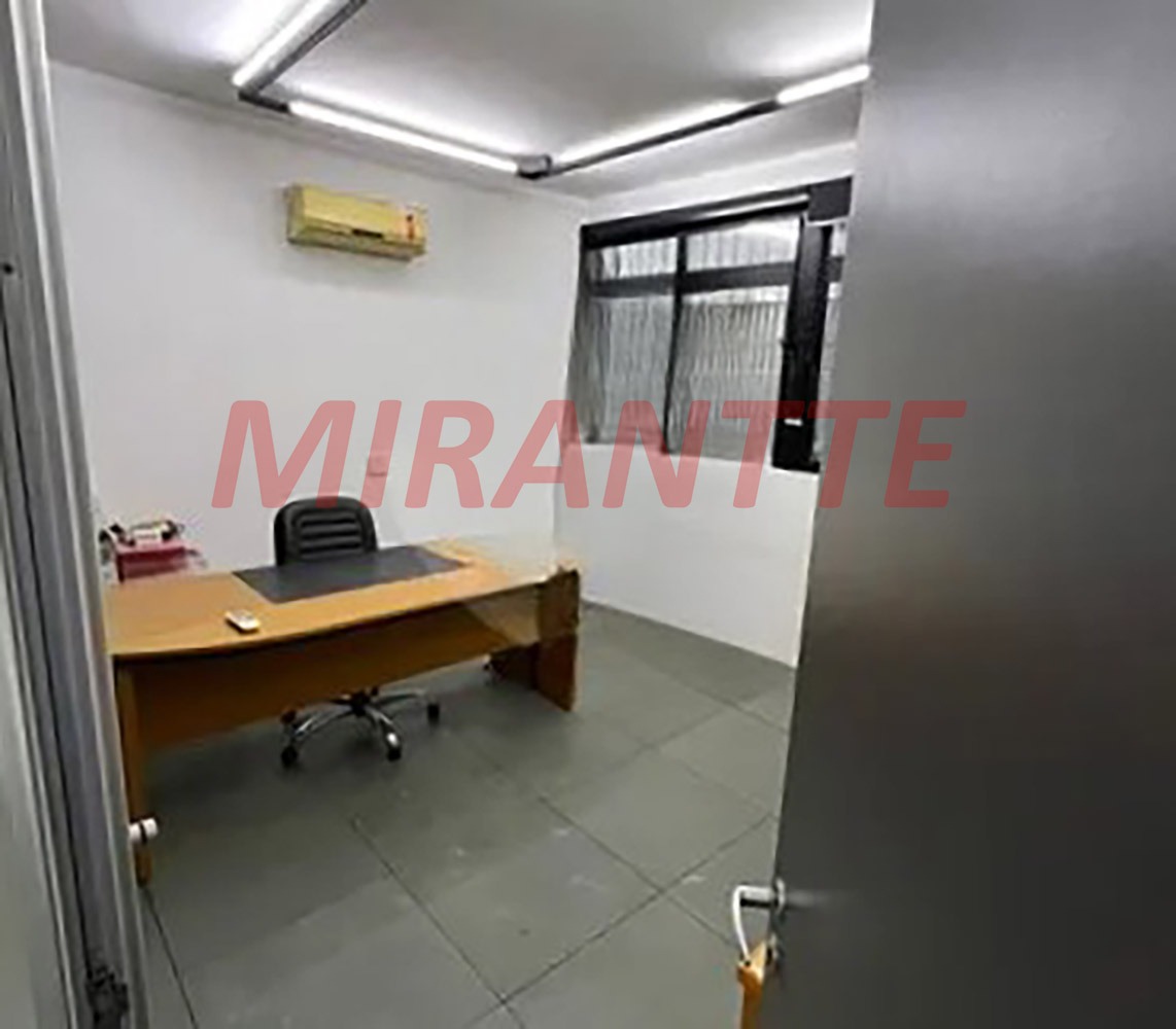 Comercial de 1133.8m² em Santana