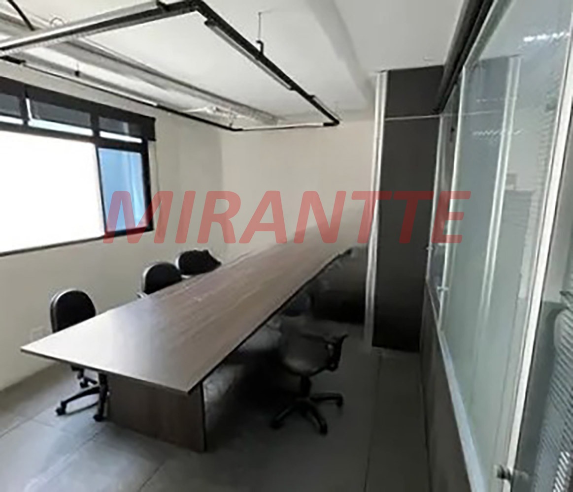 Comercial de 1133.8m² em Santana