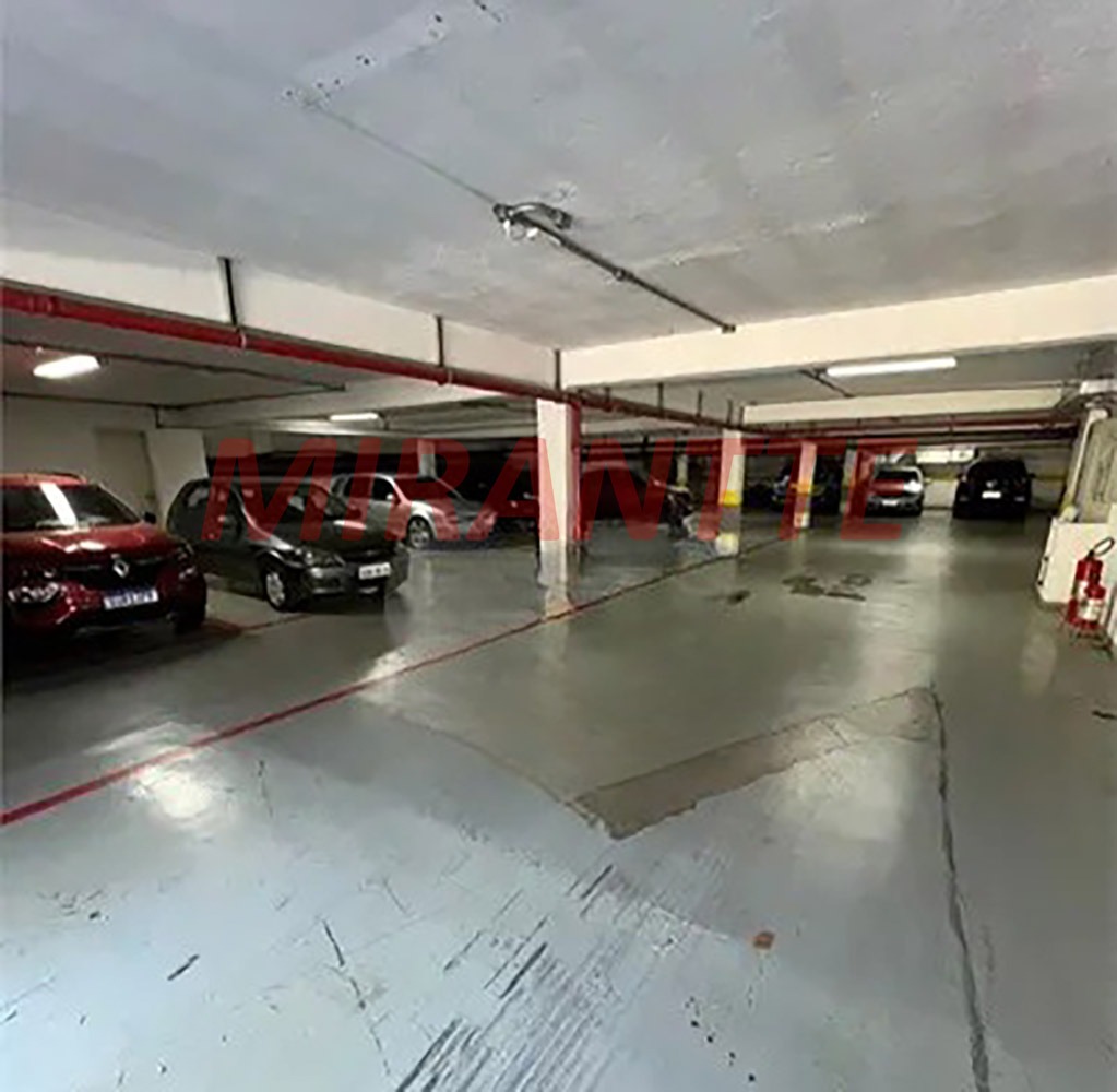 Comercial de 1133.8m² em Santana
