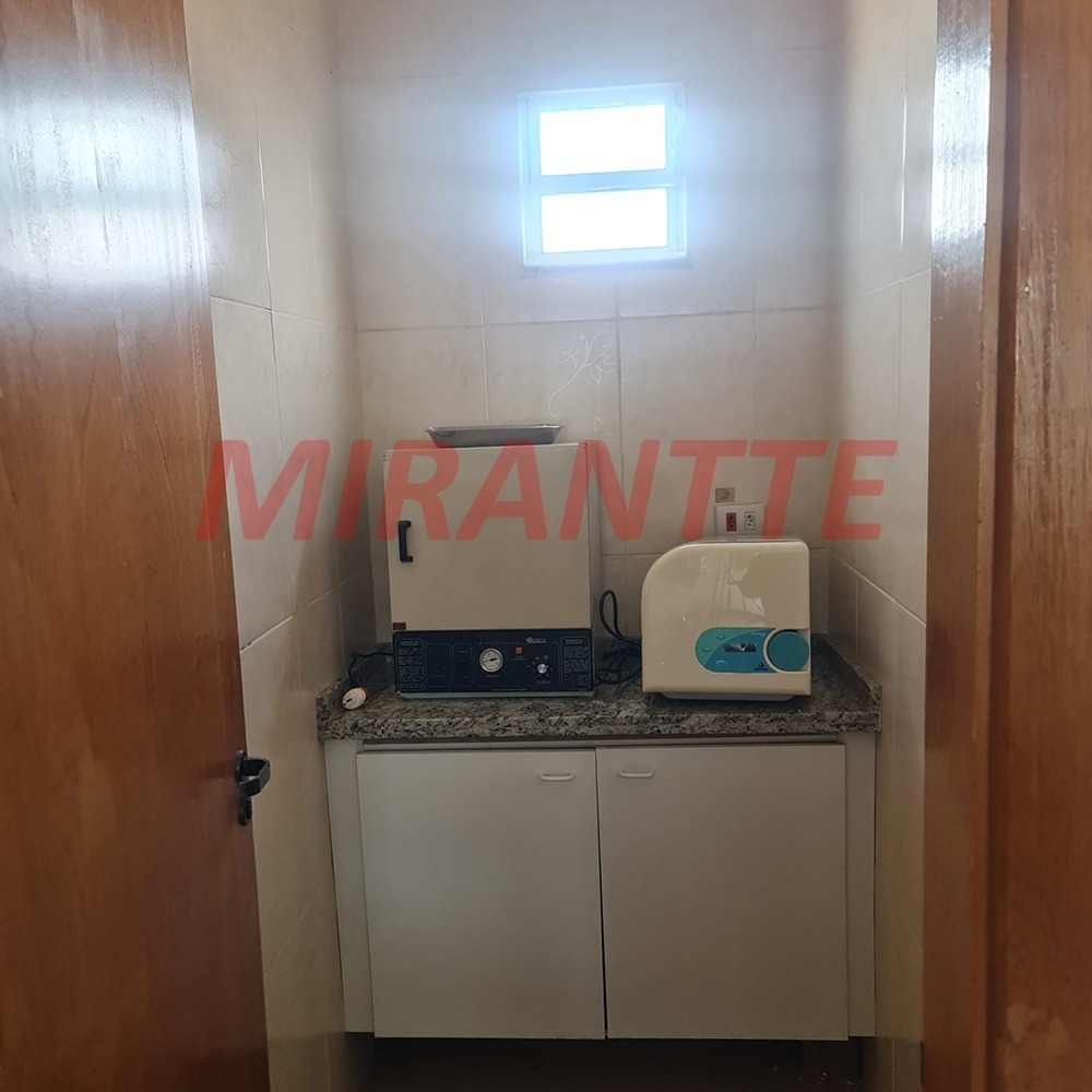 Conjunto comercial de 200m² em Casa Verde Alta