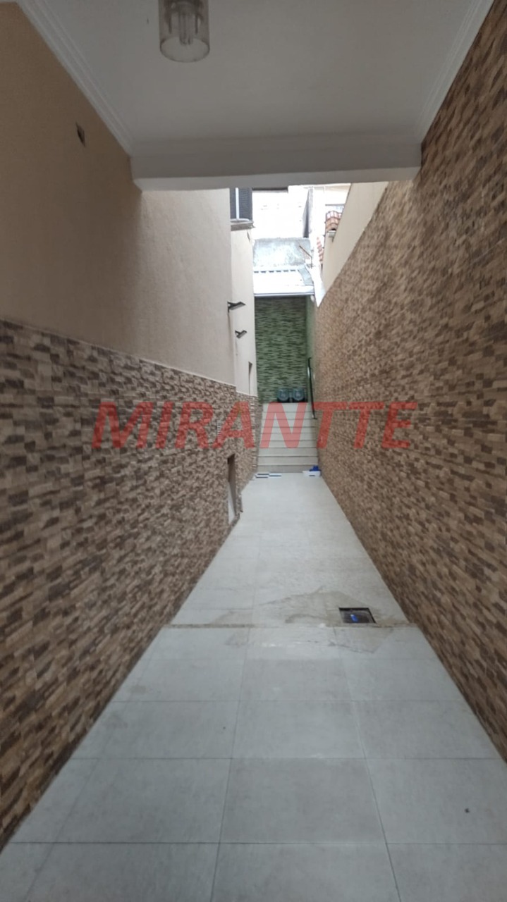 Sobrado de 180m² com 3 quartos em Vila Roque