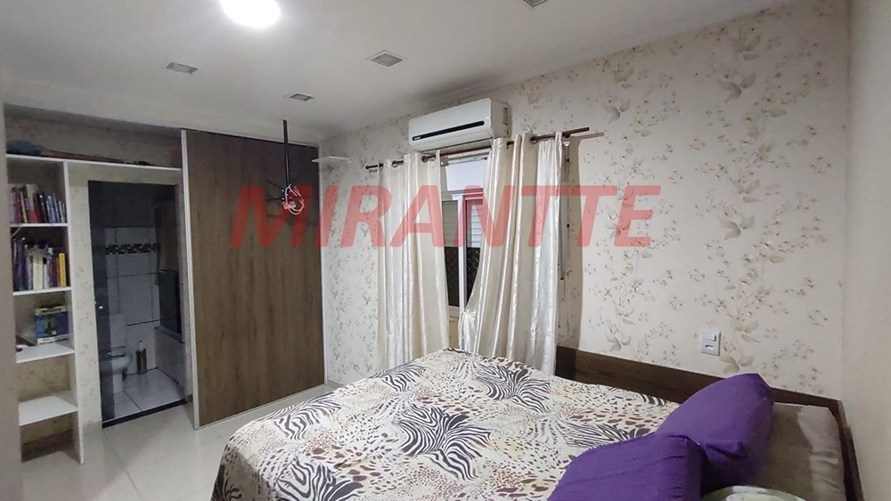 Sobrado de 180m² com 3 quartos em Vila Roque