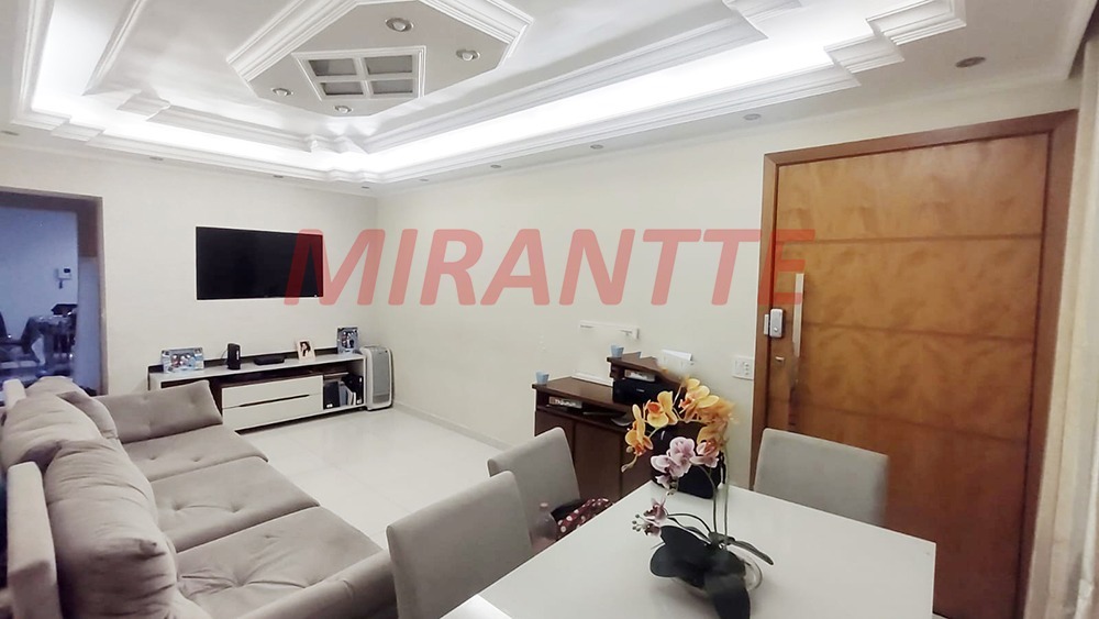Sobrado de 180m² com 3 quartos em Vila Roque