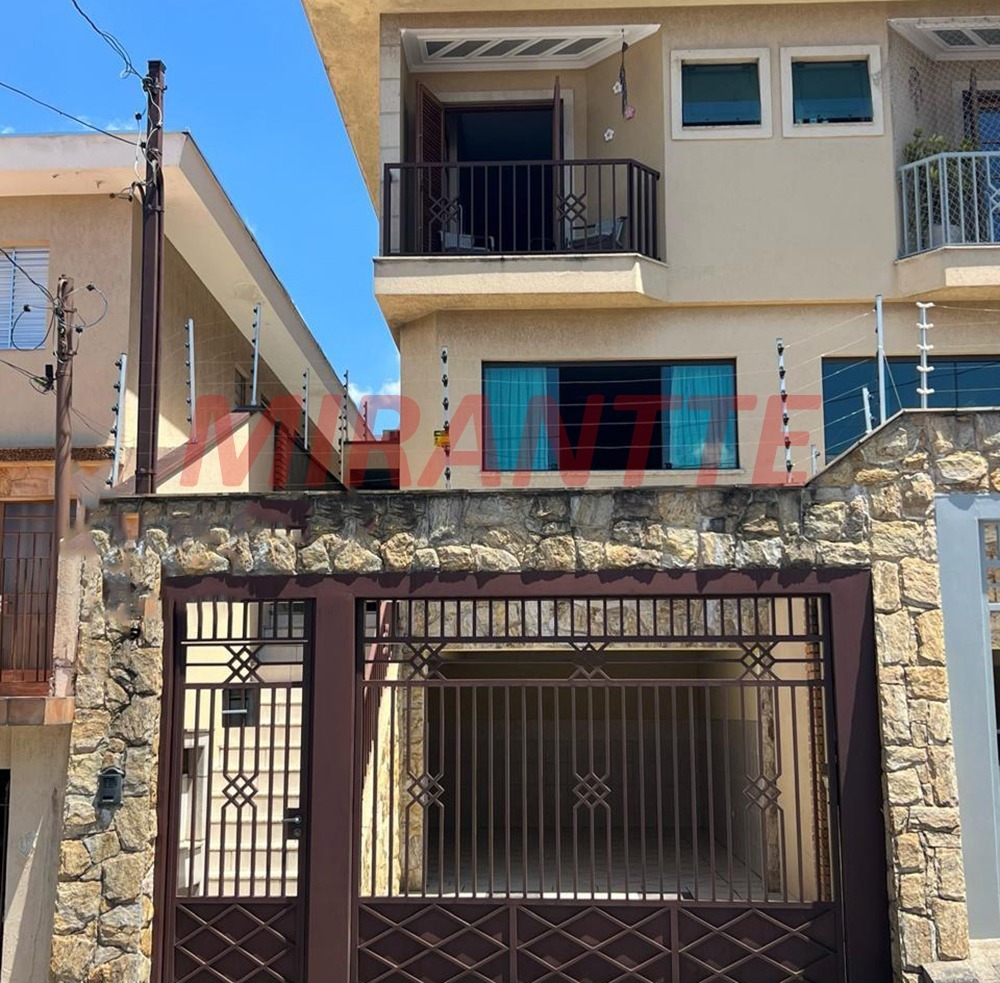 Sobrado de 179m² com 3 quartos em Parque Sao Domingos