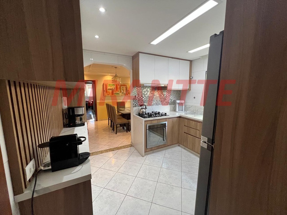 Sobrado de 179m² com 3 quartos em Parque Sao Domingos