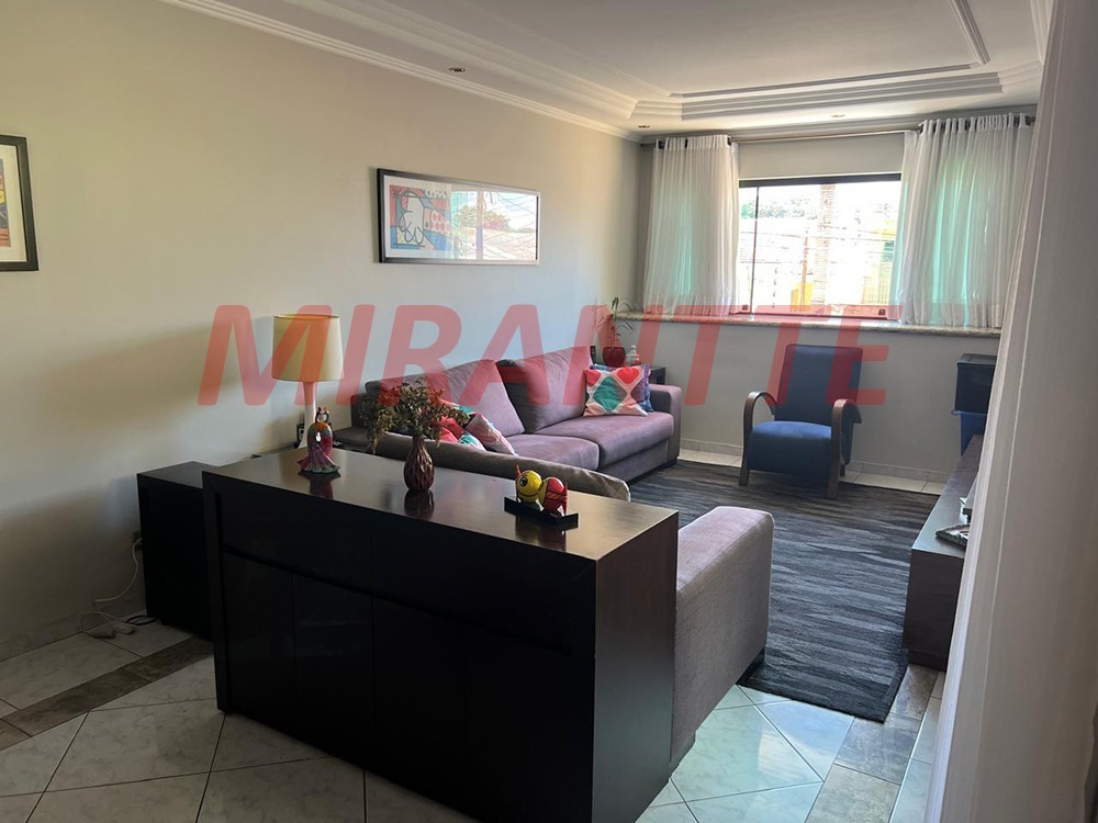 Sobrado de 179m² com 3 quartos em Parque Sao Domingos