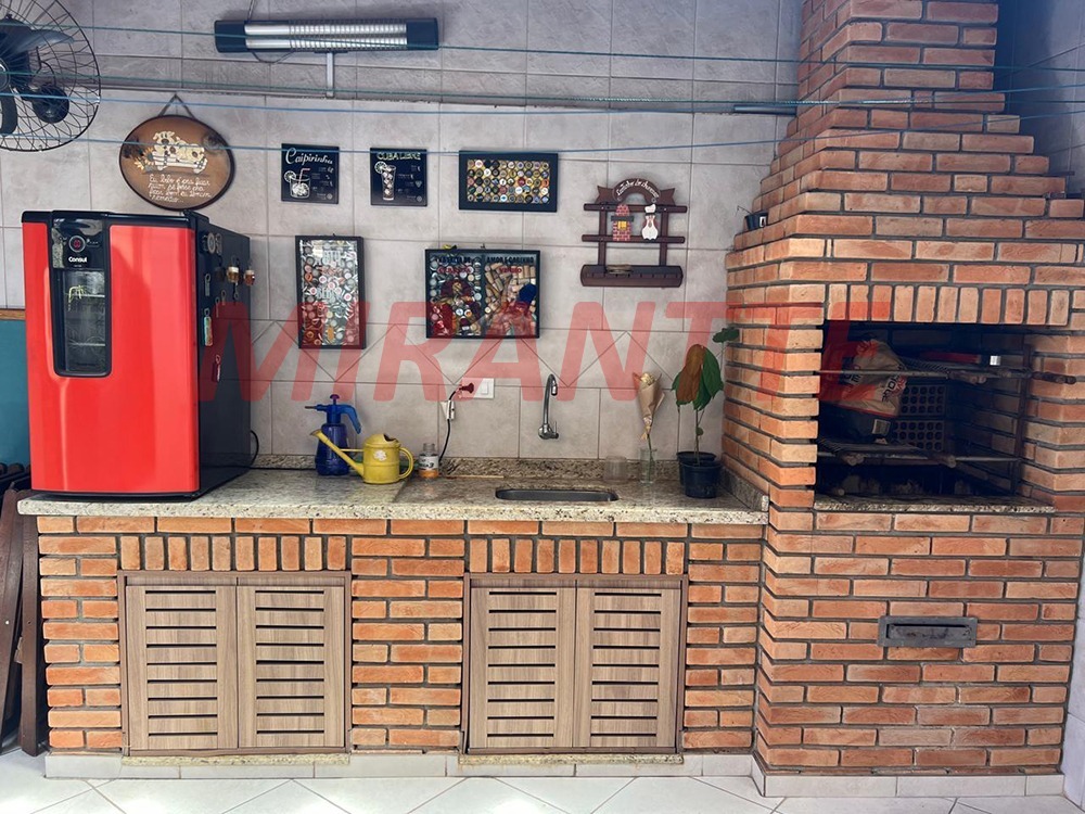 Sobrado de 179m² com 3 quartos em Parque Sao Domingos