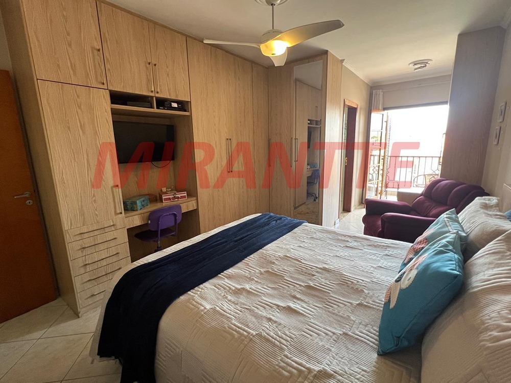 Sobrado de 179m² com 3 quartos em Parque Sao Domingos
