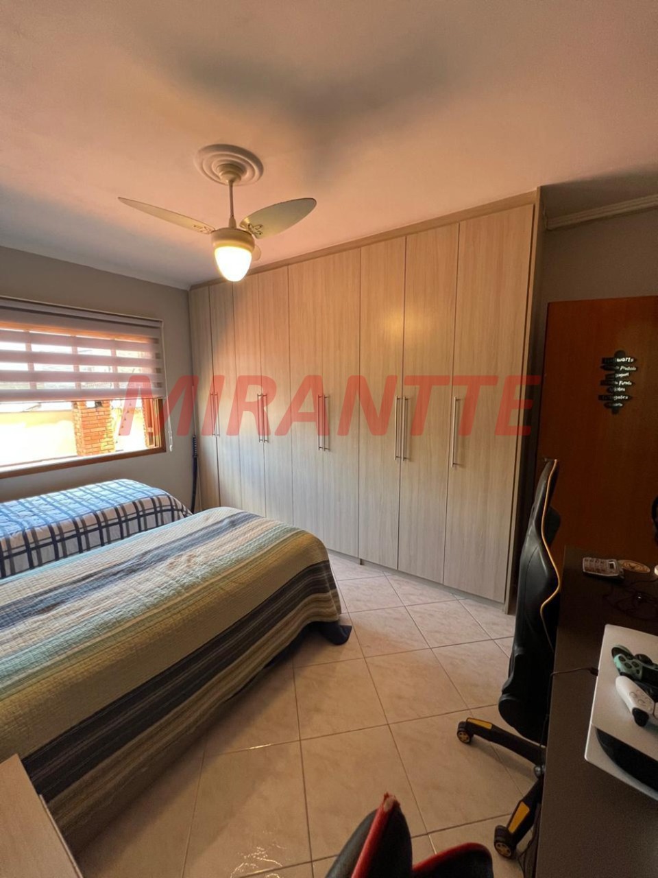 Sobrado de 179m² com 3 quartos em Parque Sao Domingos