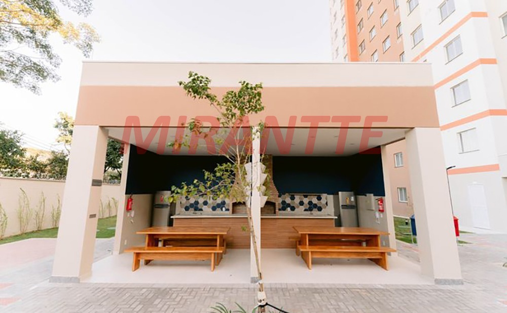 Apartamento de 42m² com 2 quartos em Canindé