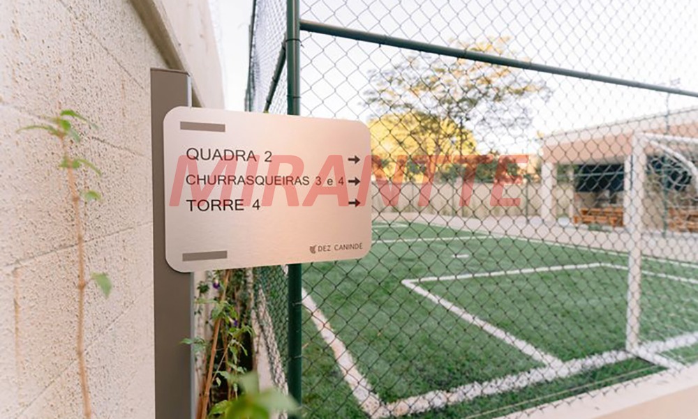 Apartamento de 42m² com 2 quartos em Canindé