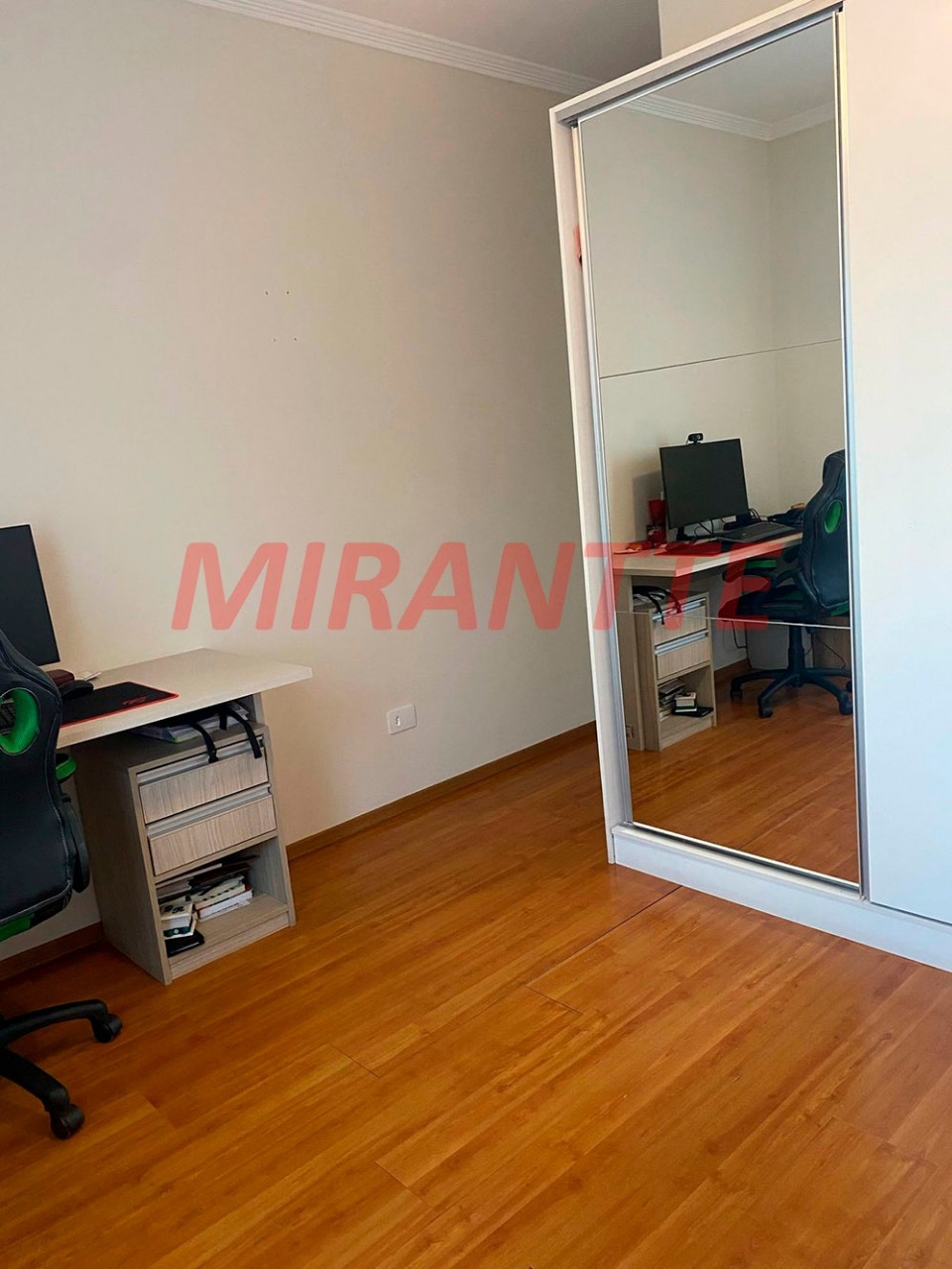 Sobrado de 160m² com 3 quartos em Santana